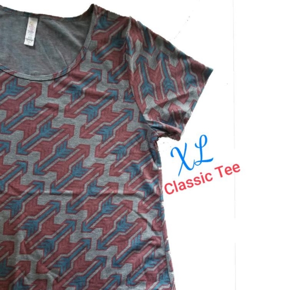 LuLaRoe Tops - Lularoe arrow classic tee